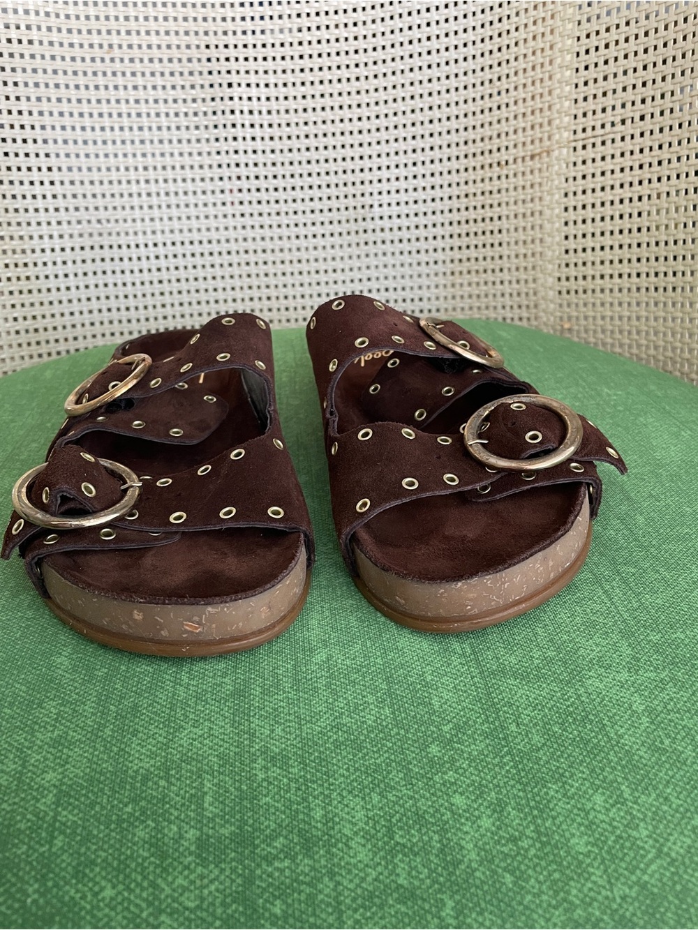 Beek cedar sandals in “coffee” color size 10 - Picture 2 of 7